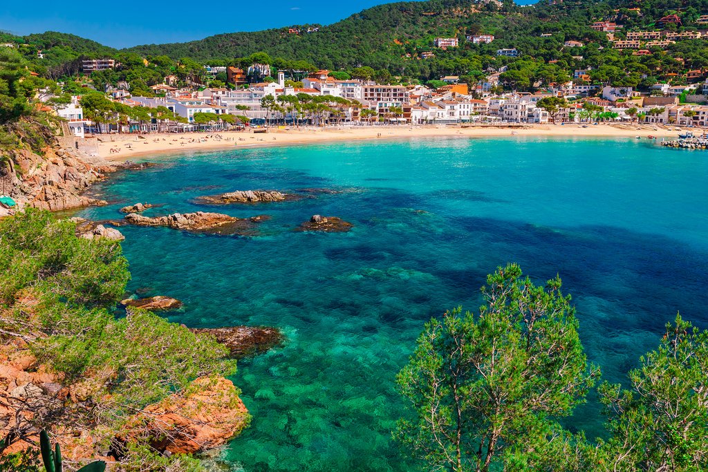 Stop by the town of Llafranc for lunch and a swim
