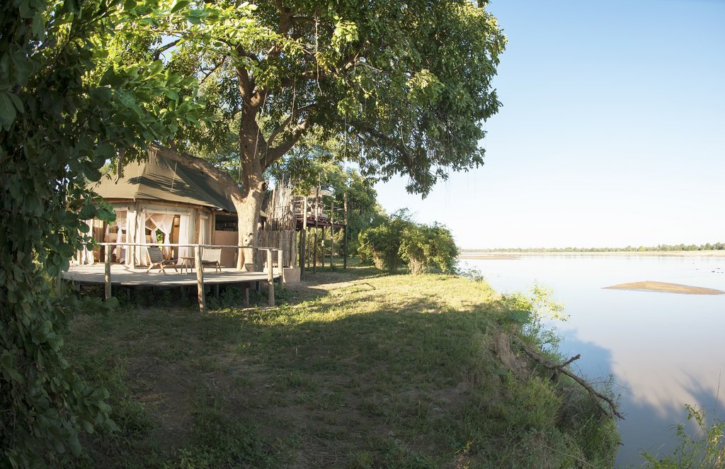 Three Rivers Camp with views of the river