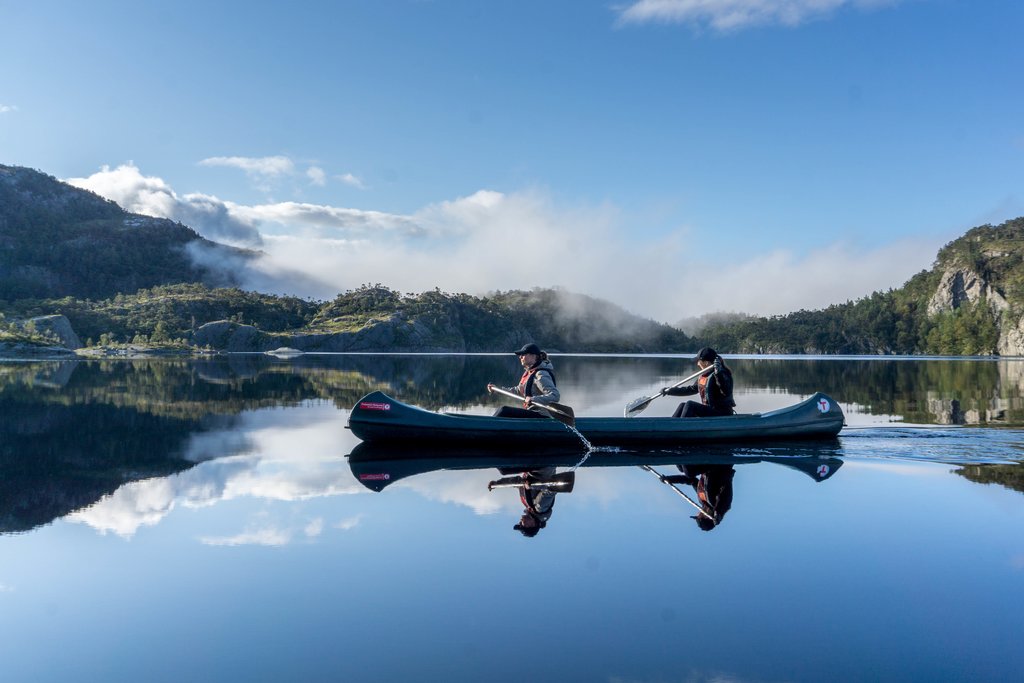 Canoeing in the Raundalselva river