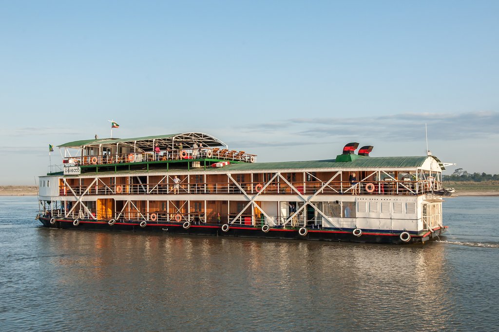 Classic cruise from Mandalay to Bagan