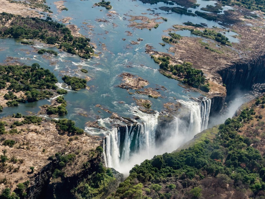 Zambezi and Falls from above