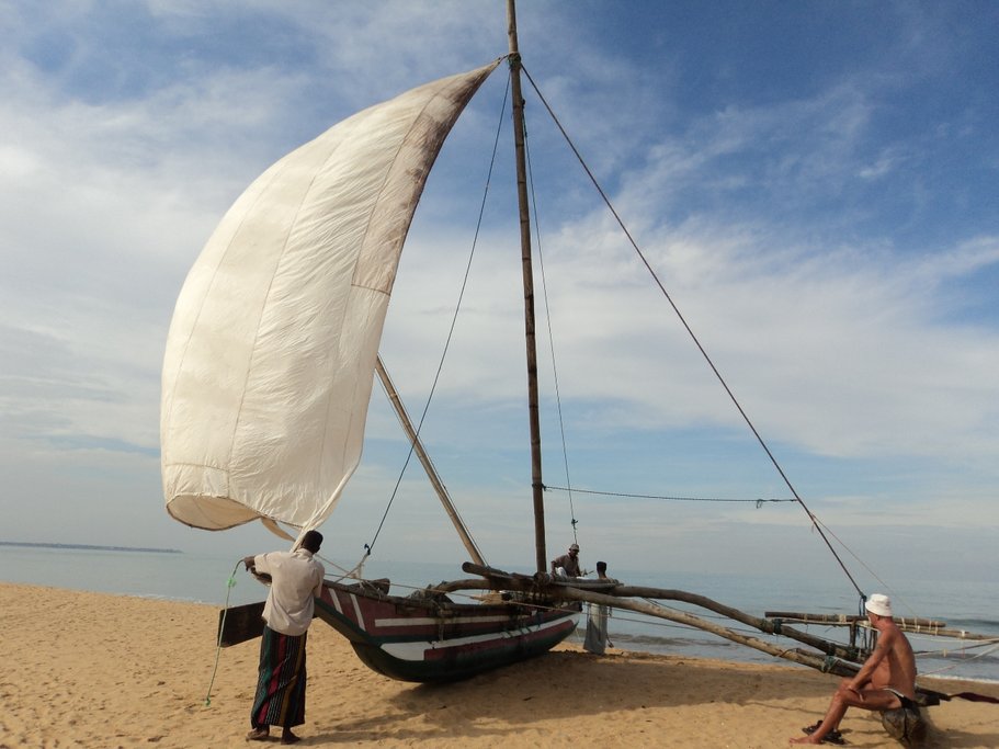 The oruwa, a traditional Sri Lanka boat, are still commonly used in the country.