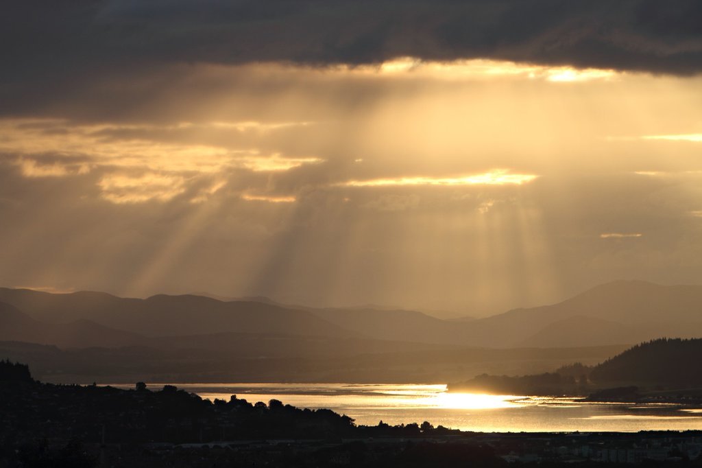 Glorious rays of sun in the highlands.