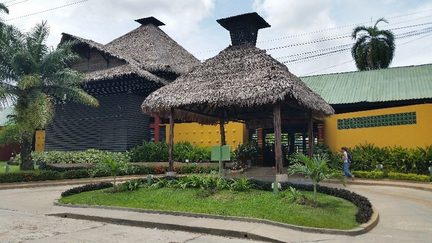 Hotel Decameron