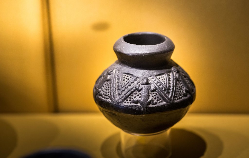 Ancient pottery at the Museum in Tucume.