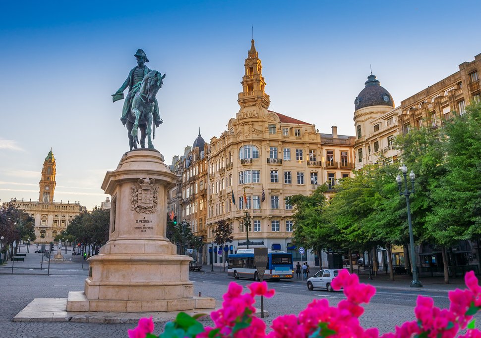 Sunrise in Porto