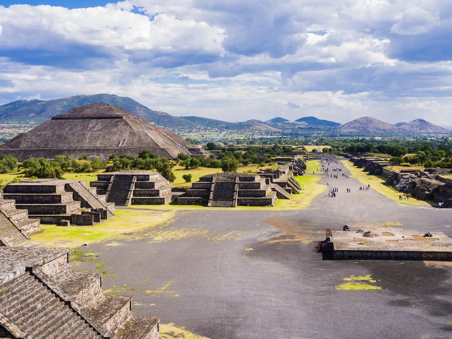 View of the Avenue of the Dead and the Pyramid of the Sun from the Pyramid of the Moon, Teotihuacan, Mexico