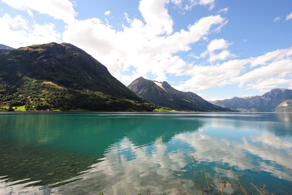 Hjelle's fjord-side setting