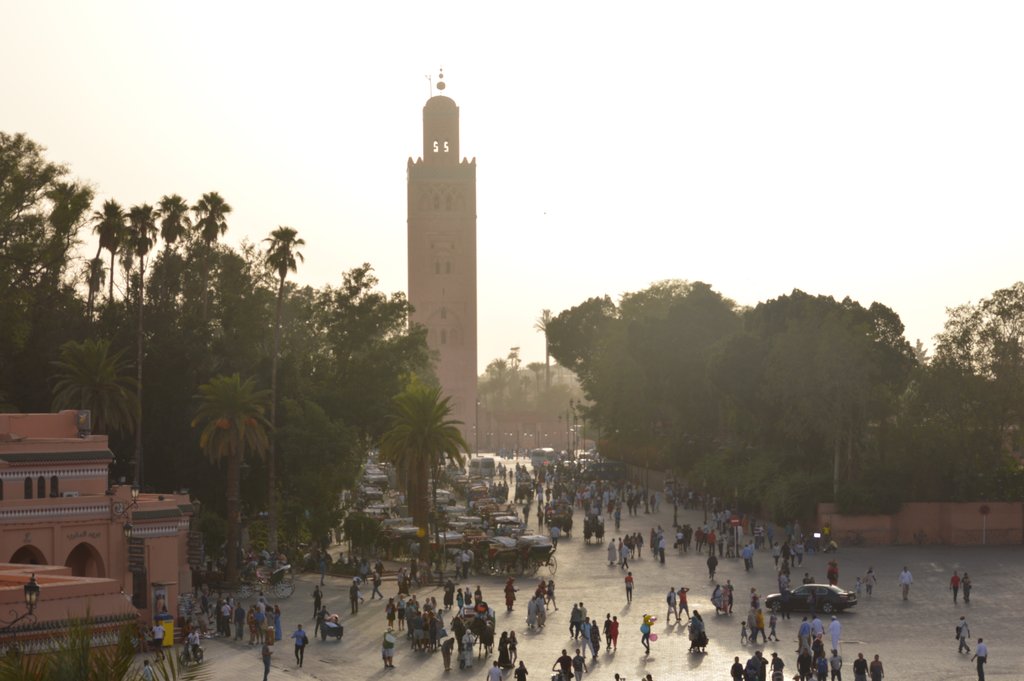 The towering minaret of Koutoubia Mosque
