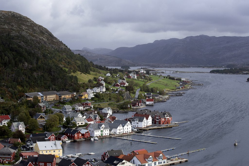 Spend the day seeing the sights in Kalvåg