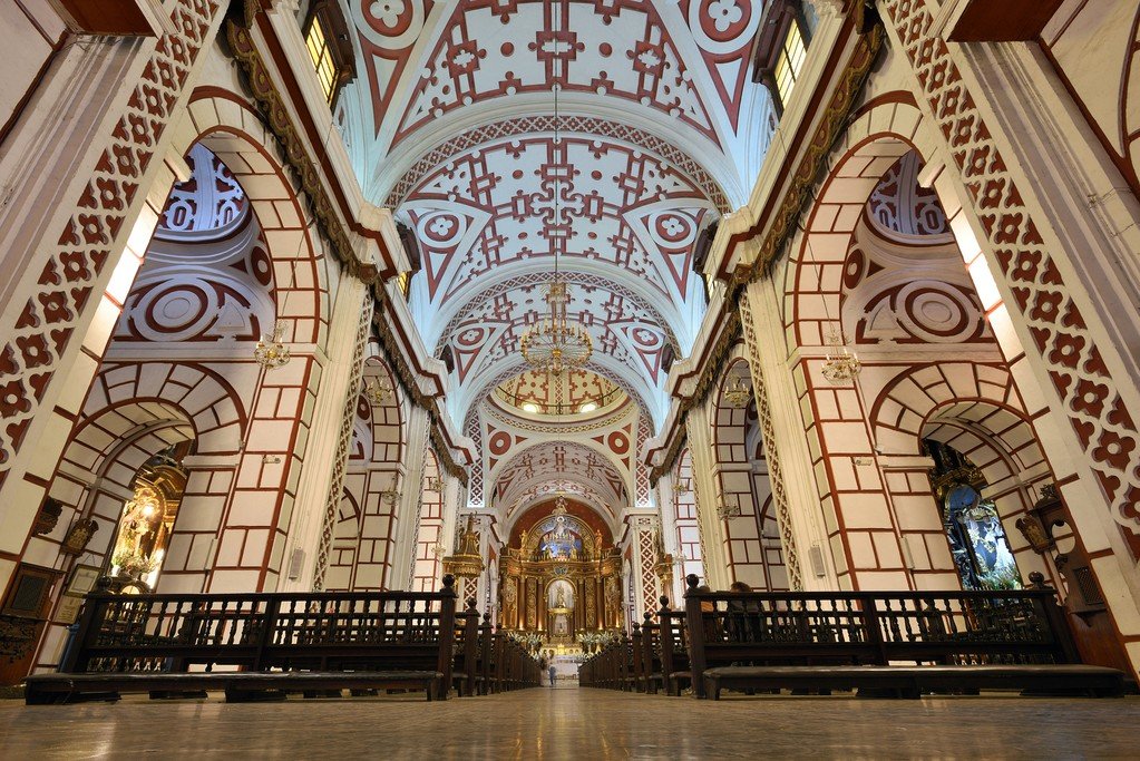 The beautiful interior of the Convento de San Francisco