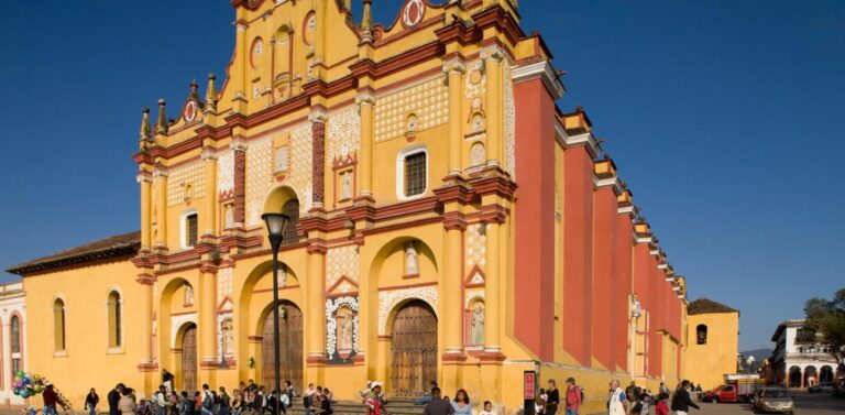 Explore Mexico's Chiapas Region: Tziscao, San Cristobal de las Casas, Palenque & Nahá  - 11 Days