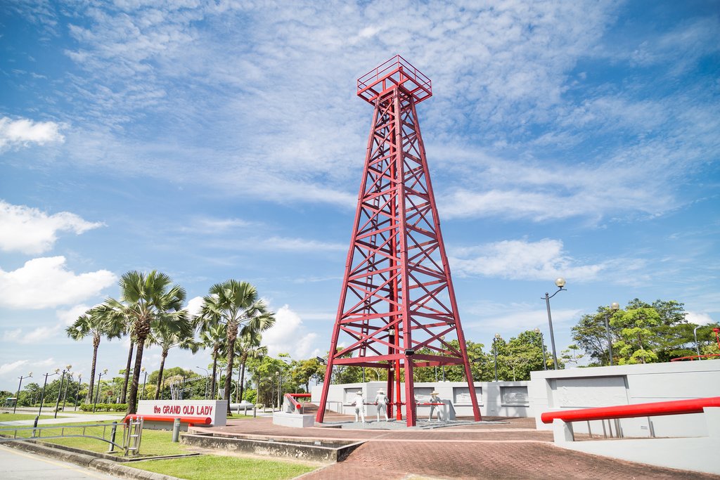 The Grand Old Lady was the city's first oil rig well