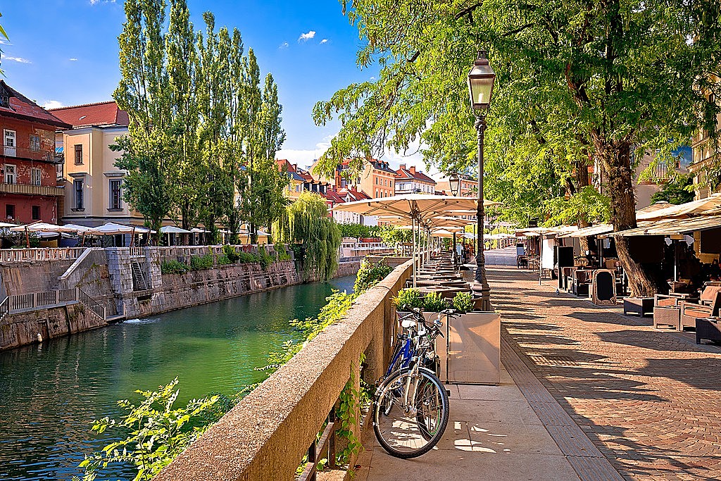 Bike along the Ljubljanica River
