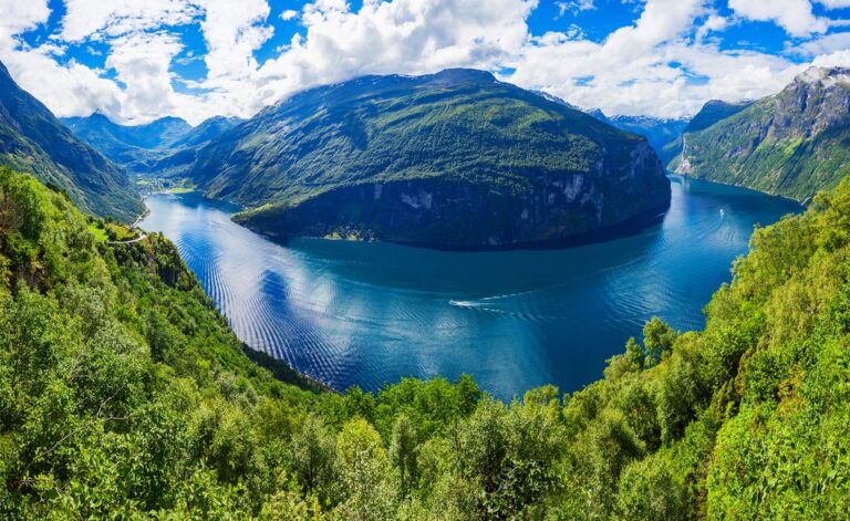 Summer Road Trip: Mountains & Fjords - 14 Days
