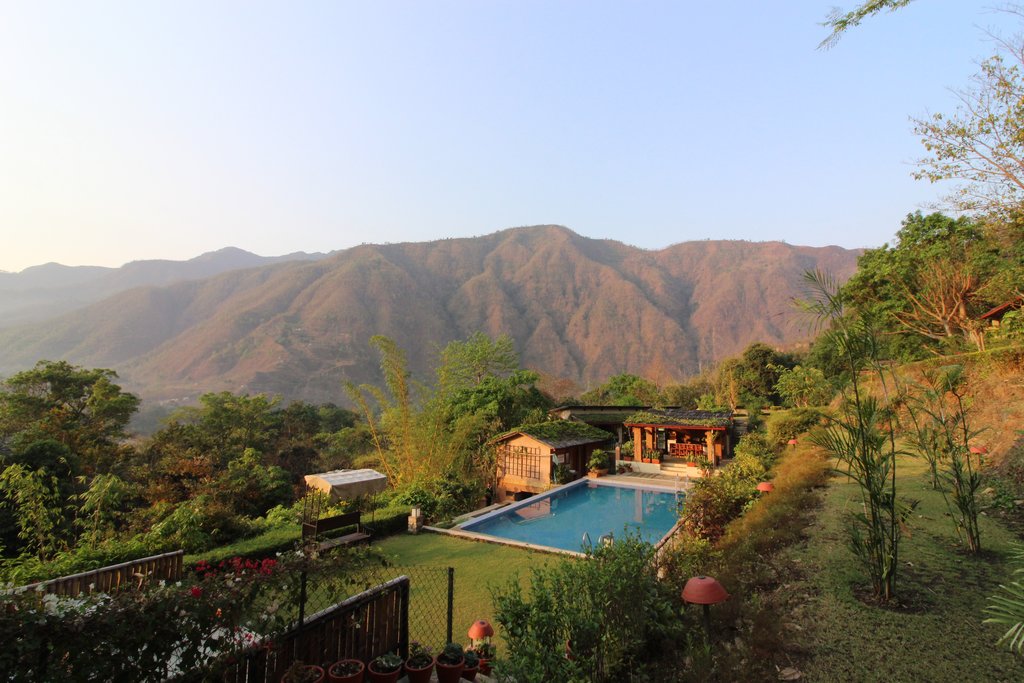 Summit River Lodge