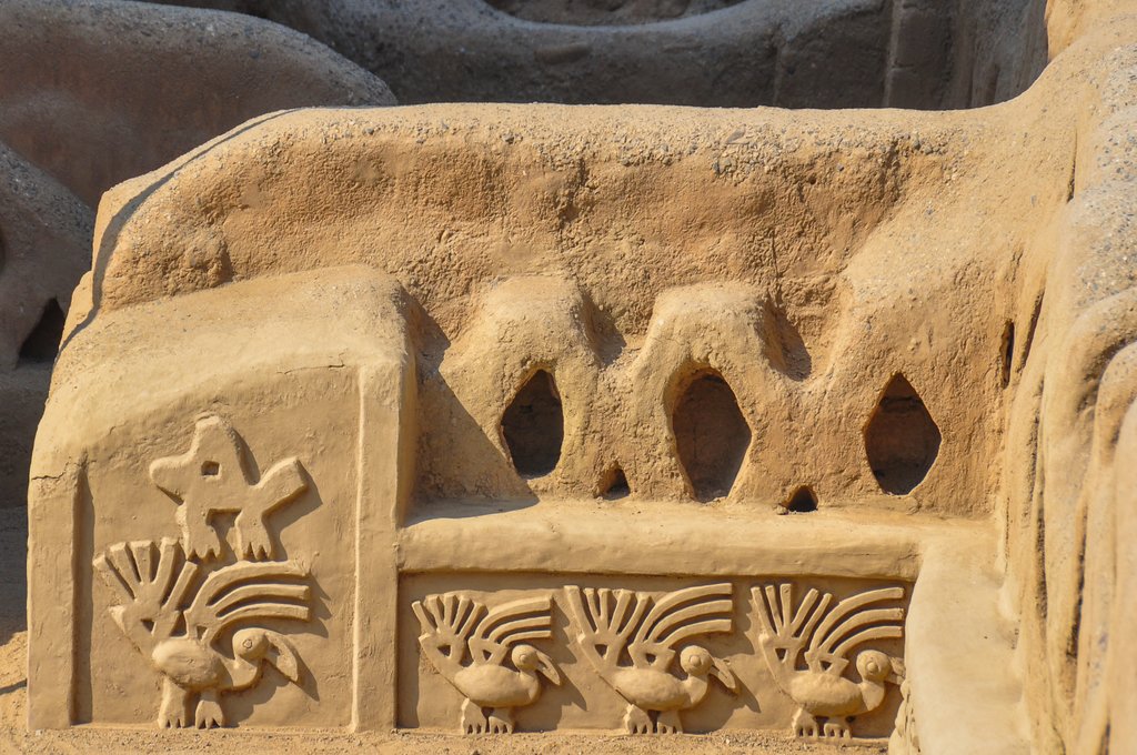 Relief murals in Chan Chan