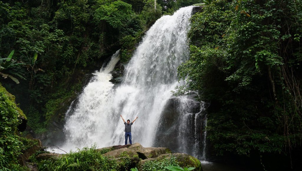 Pha Dok Siew Waterfalls