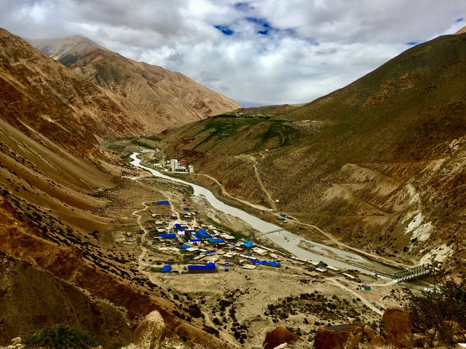 Hilsa- border town with Tibet & China (the Humla Karnali River at the bottom of the valley divides the country border) 