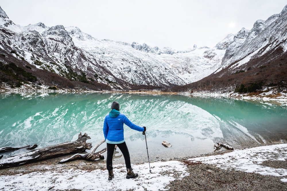 The turquoise waters of Laguna Esmeralda