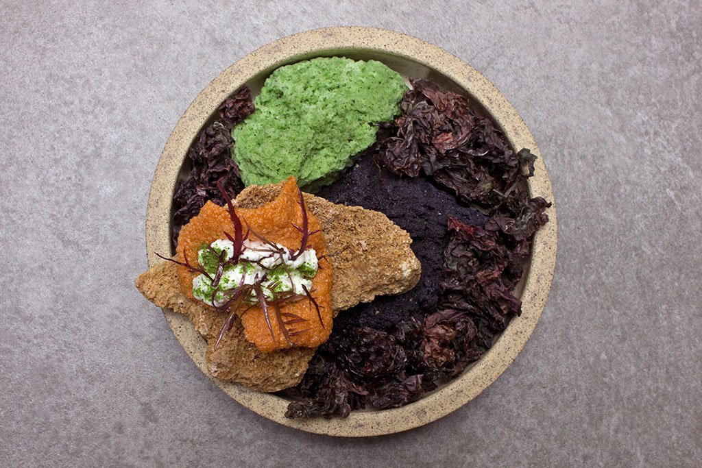 Rock spiders dish, made of crab, limpet, mussel and sargasso (© Central Restaurant)