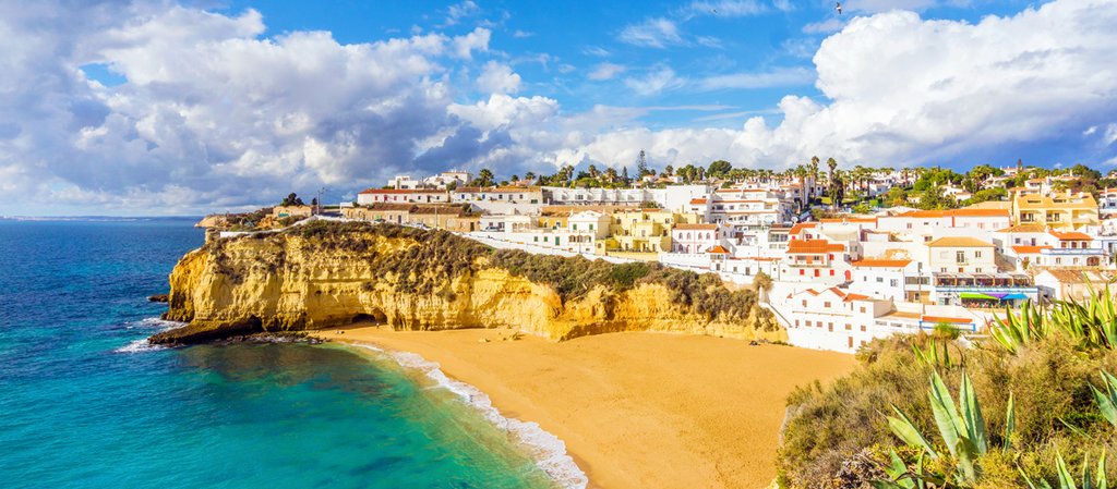 The city and beach of Faro