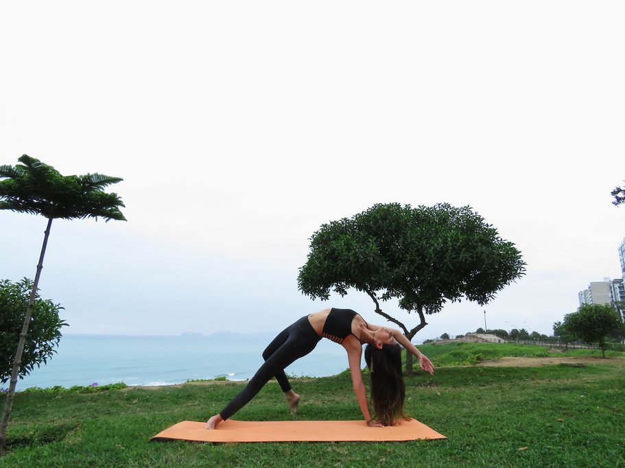 Yoga on the Malecon