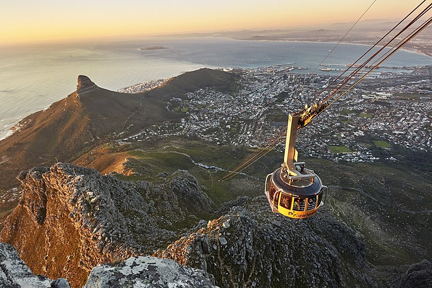 Views of Cape Town from the cable car line