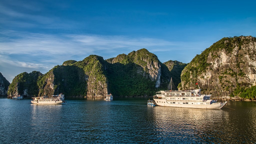Ha Long Bay Morning Activities