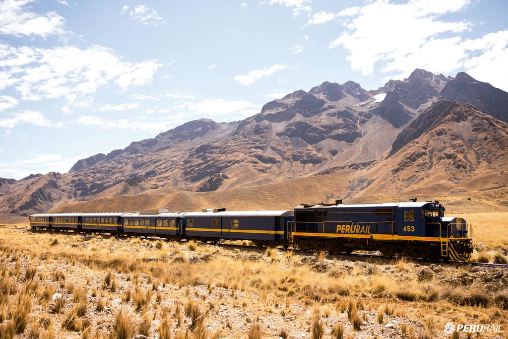 The Titicaca Train journeys through fabulous Andean scenery
