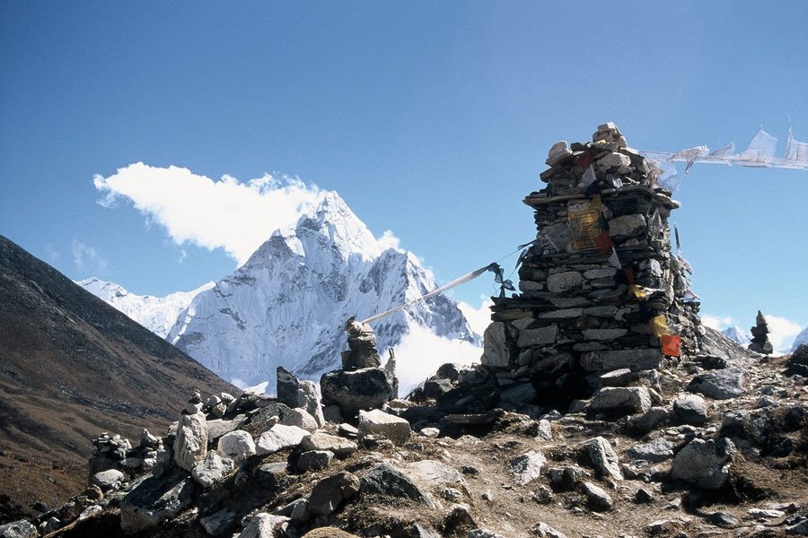 Cairn near Pheriche