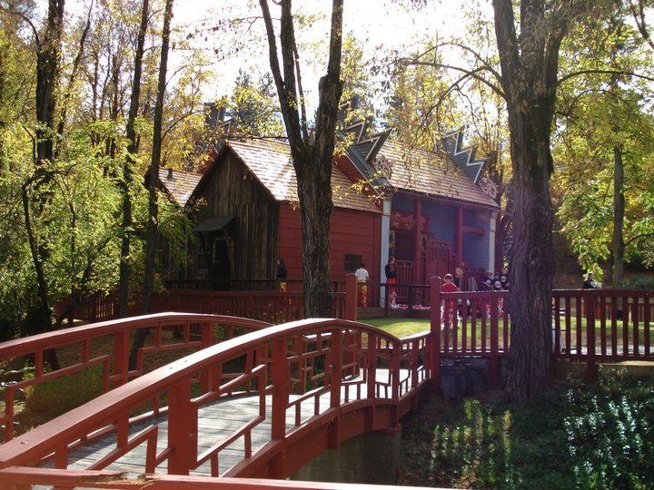 Joss House Gardens (Photo courtesy of Joss House State Park)