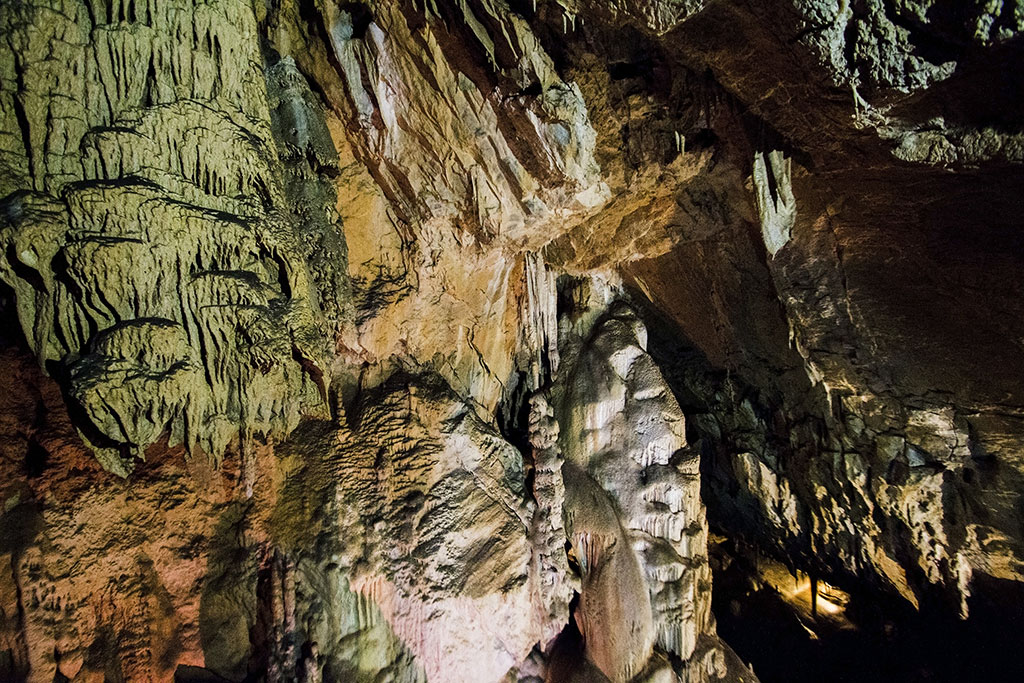 Natural Cave Lokvarka