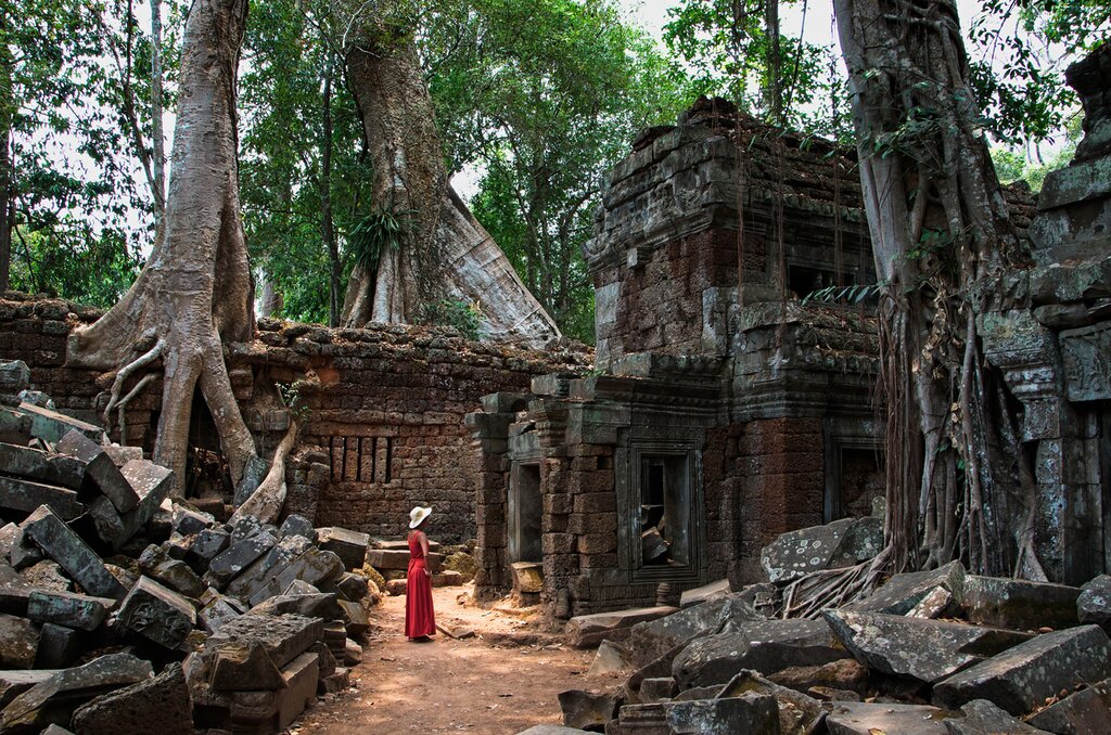 Bayon temple faces
