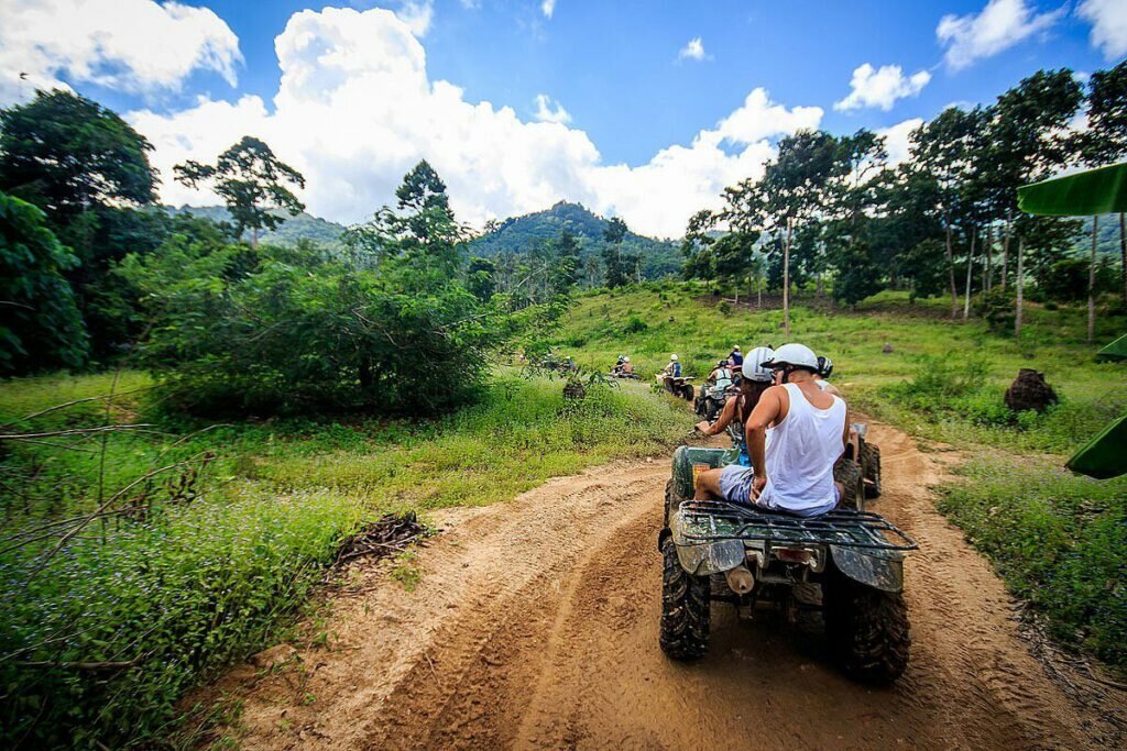 photo credit: adventure tour