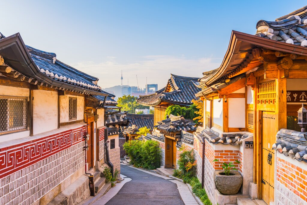 Highlights of Seoul: Gyeongbokgung Palace & Bukchon Hanok Village