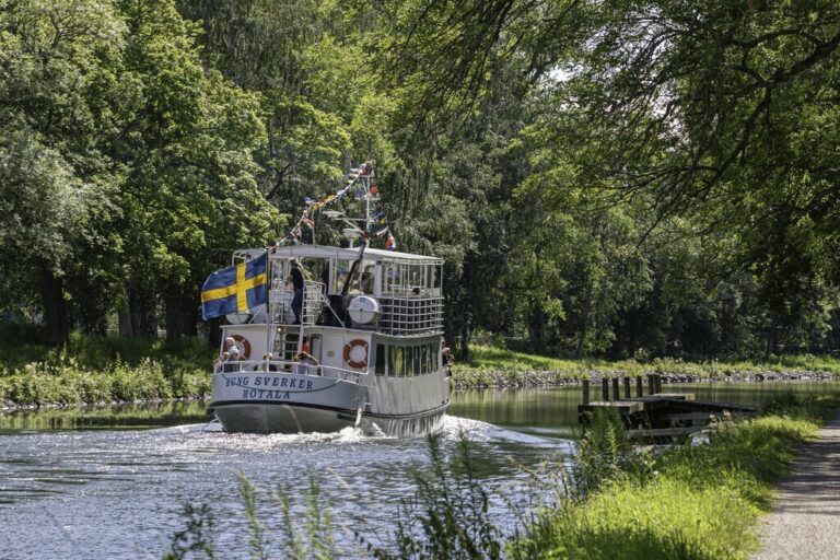 Lagom Hygge in Sweden & Norway: Cycling, Trains & Spas - 14 Days