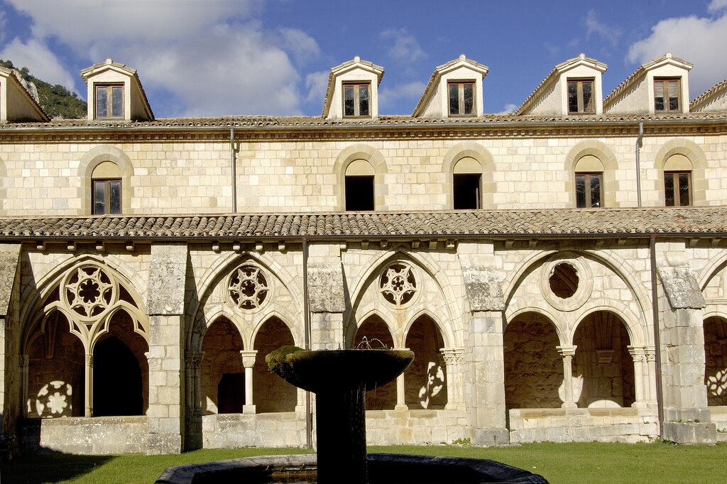 Visit the Cloister of Monastery of Santa Maria de Iranzu
