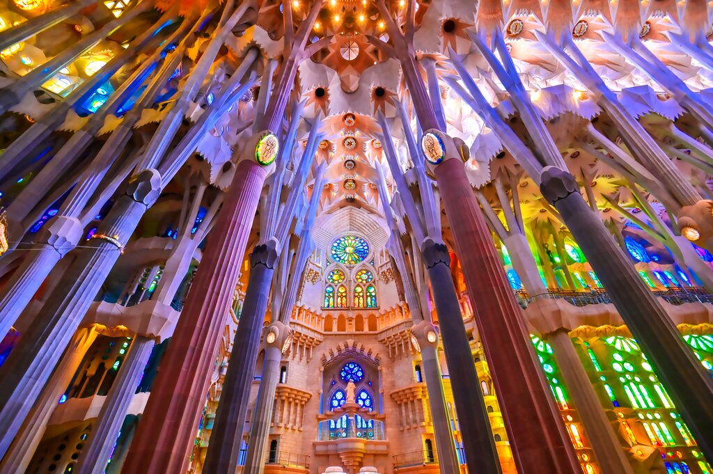 The interior of the main chapel of the Sagrada Família