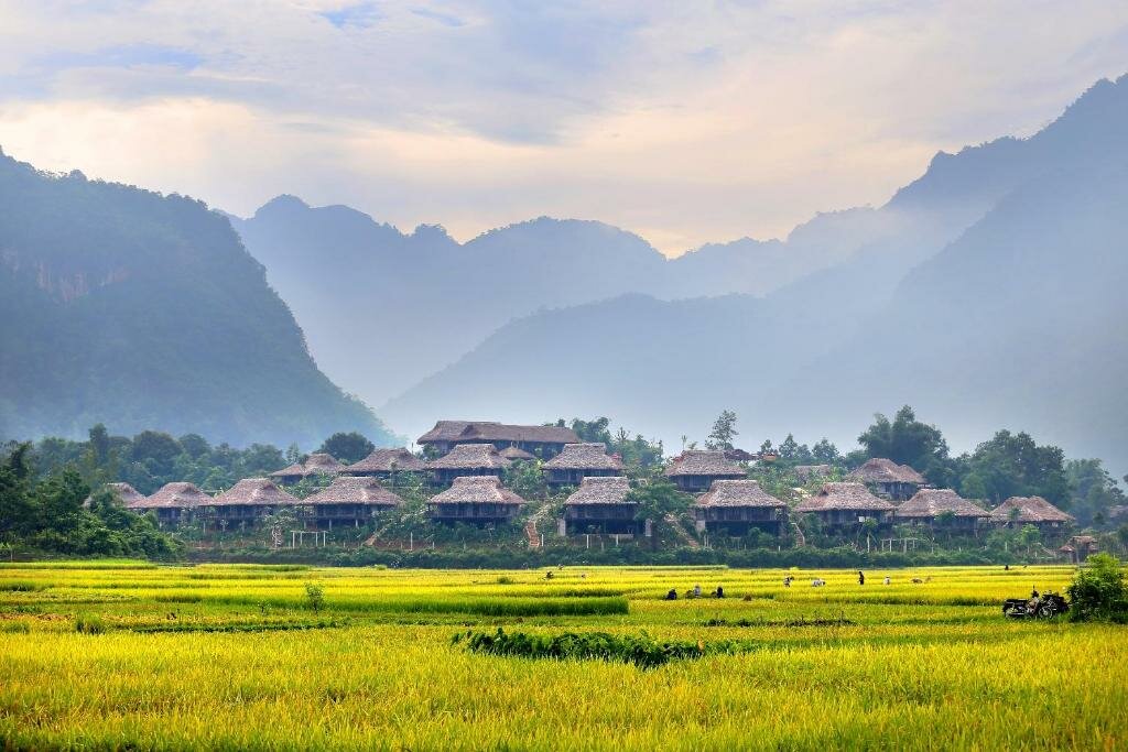 Cycling in Mai Chau Villages