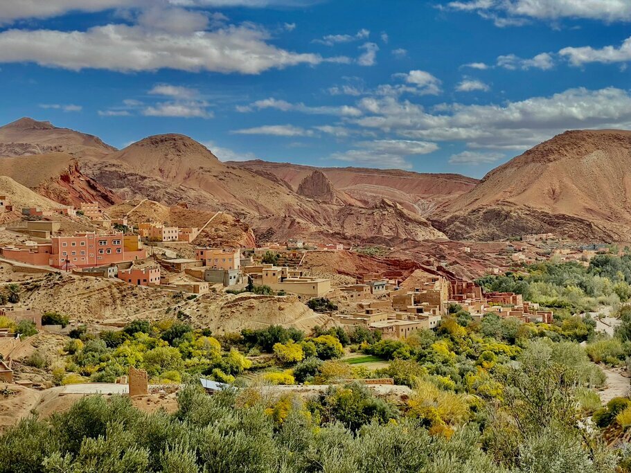 Dades Valley Hike & Lunch with Local Family