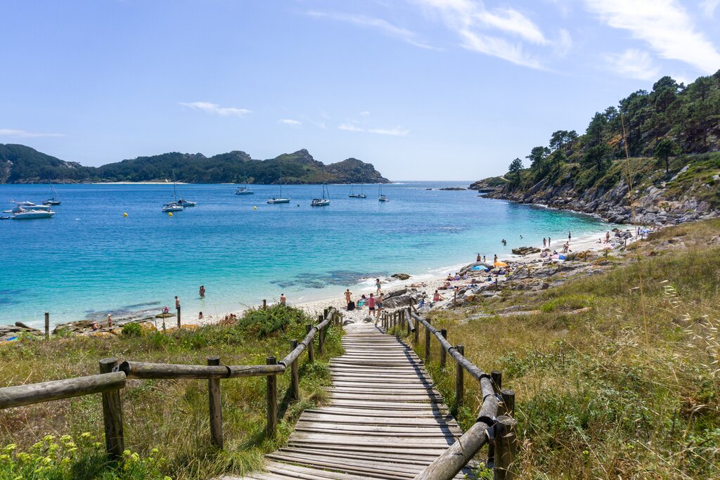 Sea against sky, panoramic view of Praia da Nosa Señora in Cíes Islands, Vigo, Galicia, Spain