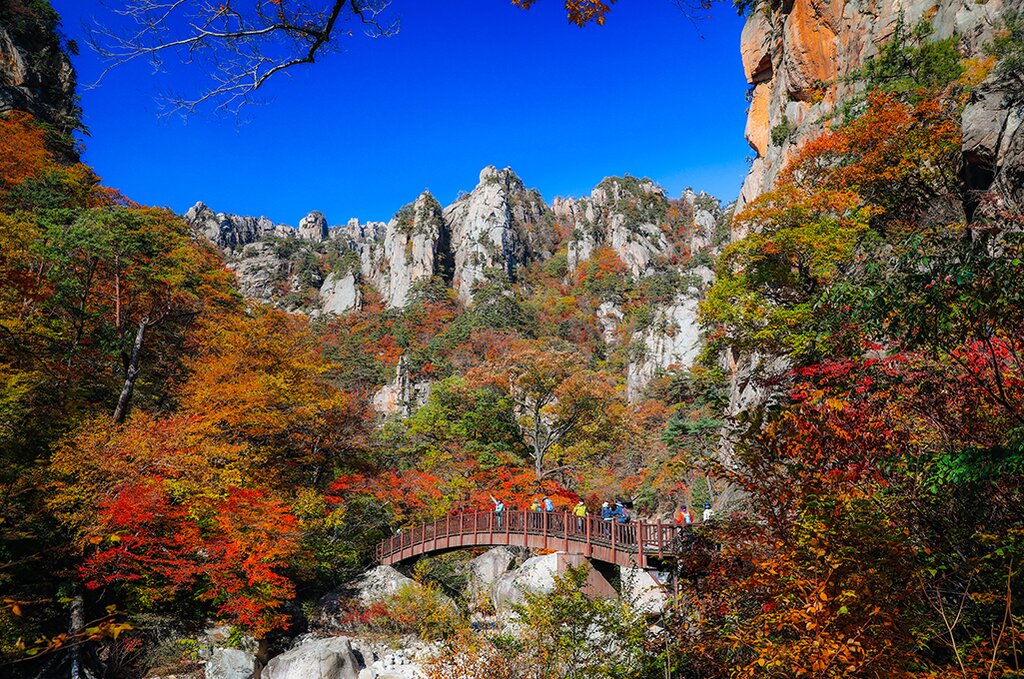 Half Day Hiking in Seoraksan National Park - Gwongeumseong Fortress Course