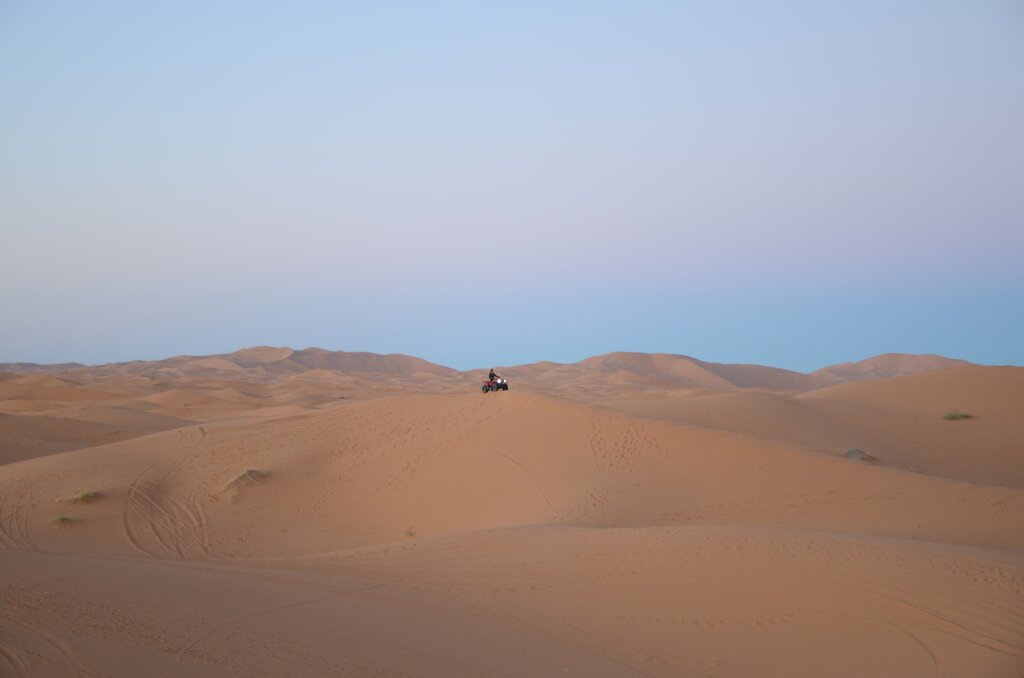 Harmonies of the Dunes: An Experiential Desert Odyssey in Erg Chebbi