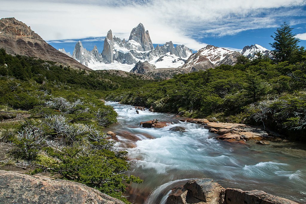 Hike to glaciers and lagoons in southern Patagonia