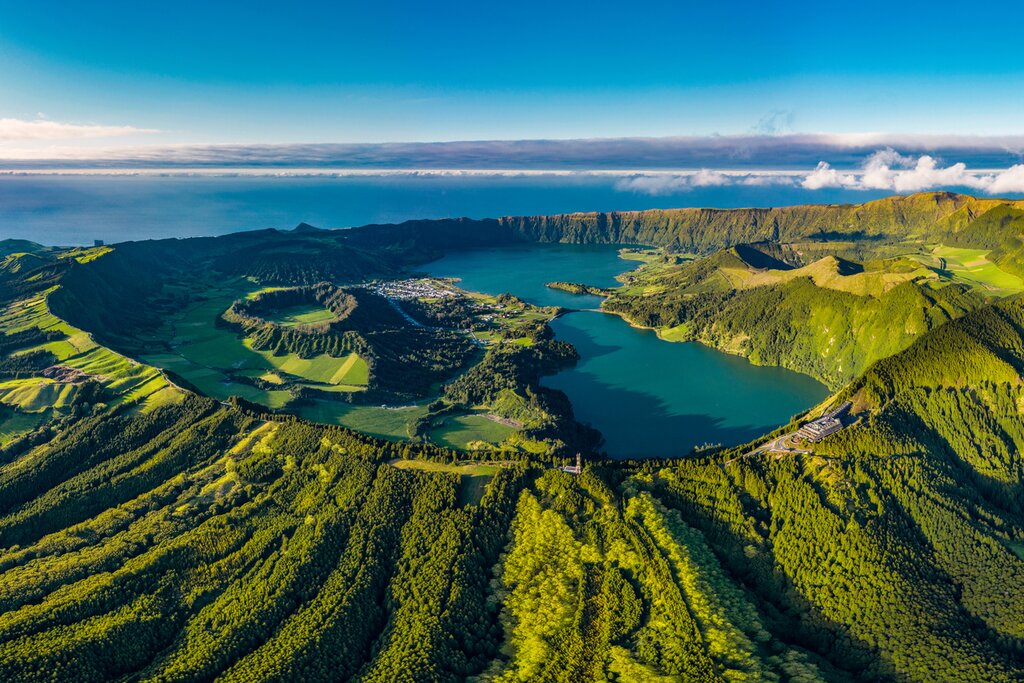 Sete Cidades Jeep & Hike Adventure Full Day