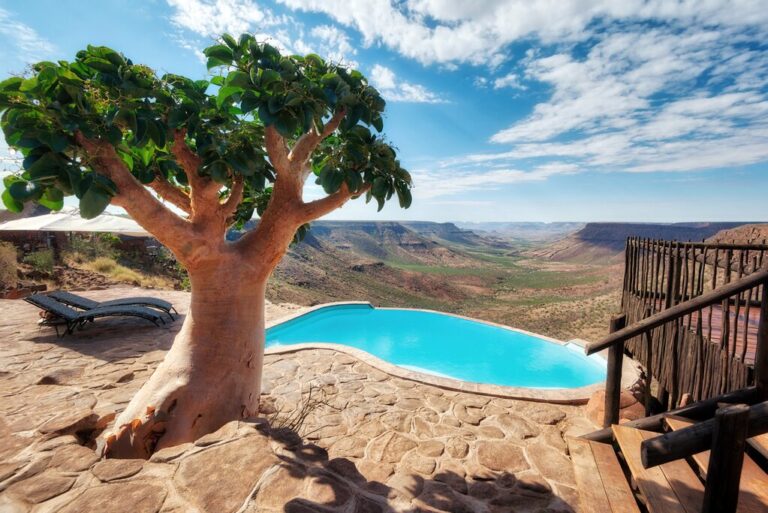 Namibia Luxury Fly-In Safari: Etosha, Damaraland & Sossuvlei – 7 Days