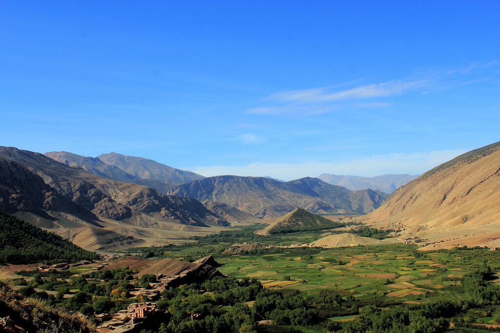 Full Day Guided Exploration of the Happy Valley 