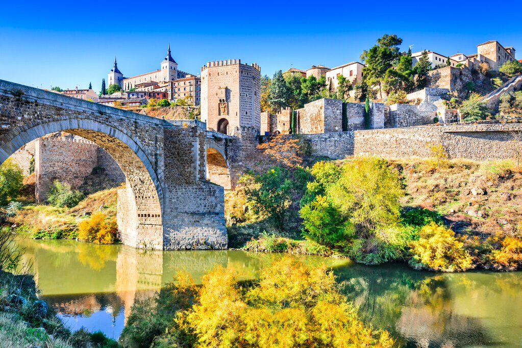 The kids will be enchanted by Toledo's fairtyale scenery