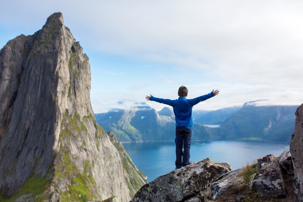 Explore Senja